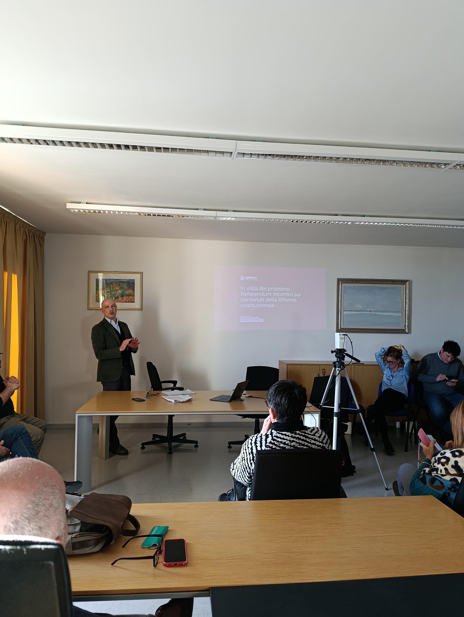 Incontri dal Direttore. Dialogando con il prof. Giuseppe Laneve in vista del prossimo Referendum